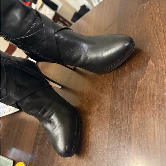Marc Fisher Black  knee Boots size 7 women’s - Picture 10 of 13